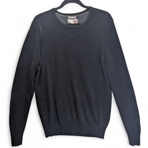 1901 Men's Charcoal Crewneck Cashmere Sweater Size L. Flaw